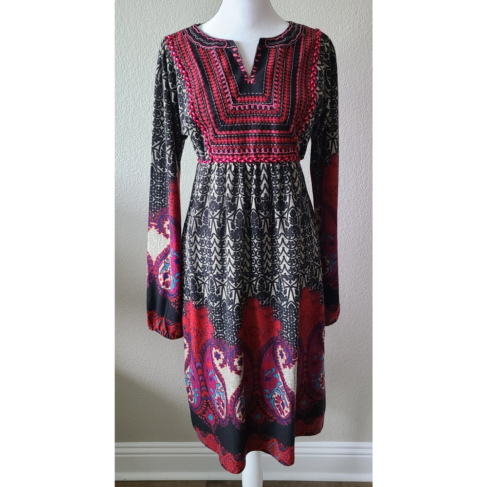Sahalie Embroidered Boho Dress SZ Small Festival Hippie Tribal Pattern Knit